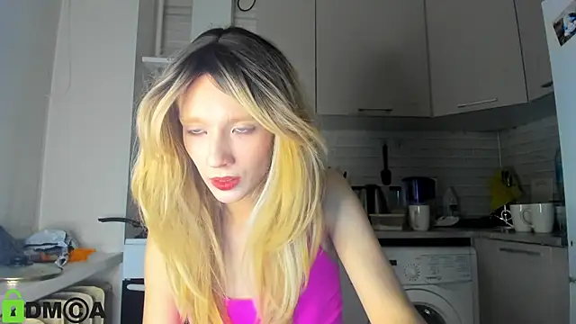 Snapshot of _Alice_Kitty chatting on December 10, 2:06 pm Alice Kitty online show from December 10, 2:06 pm