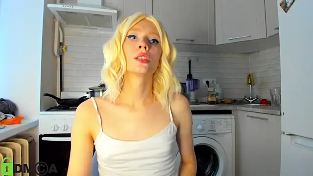 Snapshot of _Alice_Kitty chatting on December 14, 11:50 am Alice Kitty online show from December 14, 11:50 am