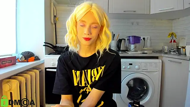 Snapshot of _Alice_Kitty chatting on December 19, 9:29 am Alice Kitty online show from December 19, 9:29 am