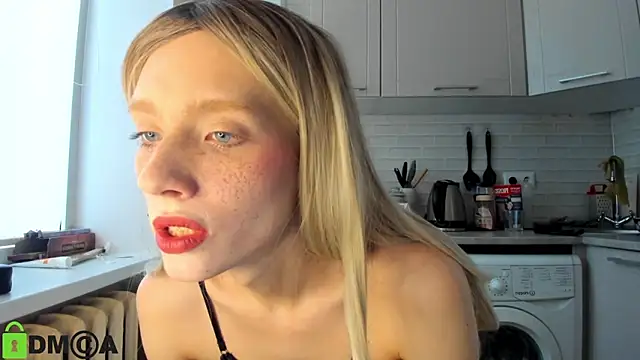 Snapshot of _Alice_Kitty chatting on January 13, 8:58 am Alice Kitty online show from January 13, 8:58 am