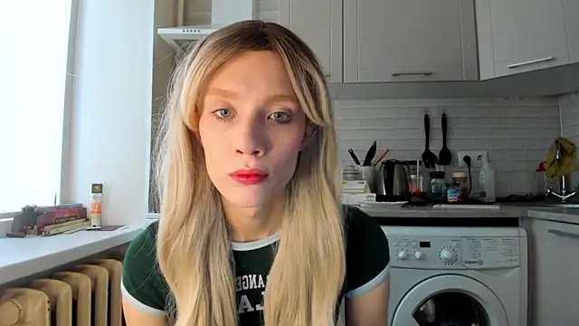 Snapshot of _Alice_Kitty chatting on January 16, 10:10 am Alice Kitty online show from January 16, 10:10 am