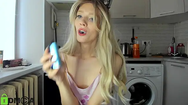 Snapshot of _Alice_Kitty chatting on January 24, 11:48 am Alice Kitty online show from January 24, 11:48 am