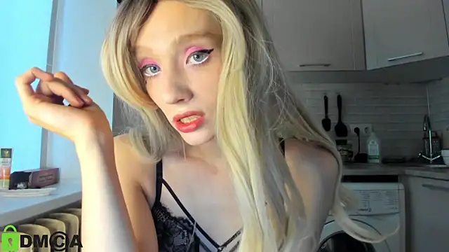 Snapshot of _Alice_Kitty chatting on January 28, 12:00 pm Alice Kitty online show from January 28, 12:00 pm