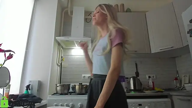 Snapshot of _Alice_Kitty chatting on February 9, 12:30 pm Alice Kitty online show from February 9, 12:30 pm