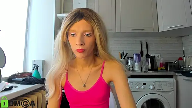 Snapshot of _Alice_Kitty chatting on February 18, 11:33 am Alice Kitty online show from February 18, 11:33 am