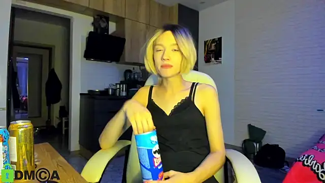 Snapshot of _Alice_Kitty chatting on October 10, 6:51 pm Alice Kitty online show from October 10, 6:51 pm