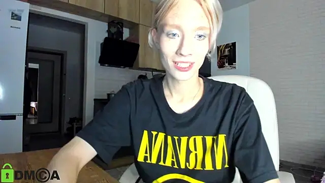 Snapshot of _Alice_Kitty chatting on November 13, 11:20 am Alice Kitty online show from November 13, 11:20 am