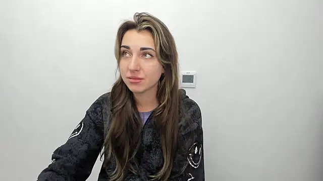 Summmmersky online show from February 1, 4:22 pm