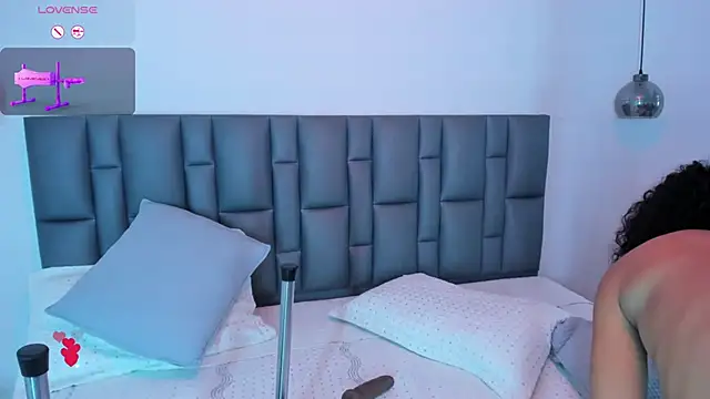 Abbyadams online show from November 15, 3:04 am