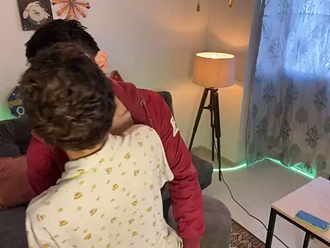 MyLatinHotBoys online show from December 28, 3:37 pm