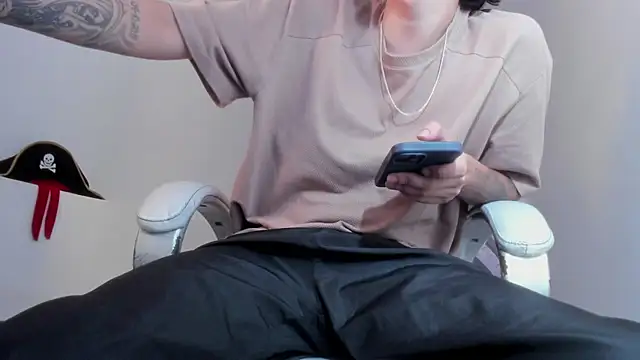 FrannBoy online show from March 7, 4:20 am