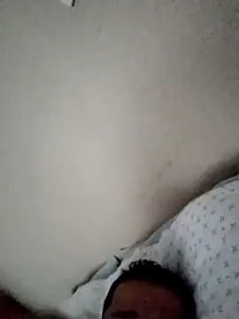 milf hunter 35 online show from April 11, 3:49 pm