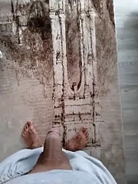 milf hunter 35 online show from April 14, 4:29 am