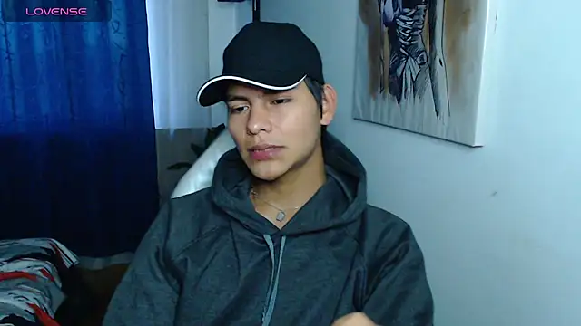 alanprince44 online show from January 10, 10:46 pm