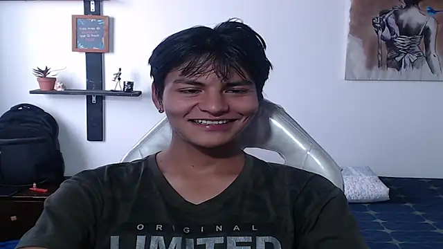 alanprince44 online show from October 3, 7:00 pm