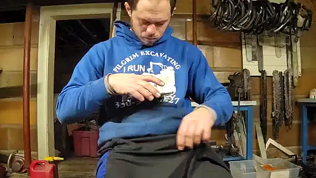 Bigoleslong98765 online show from February 3, 8:30 am