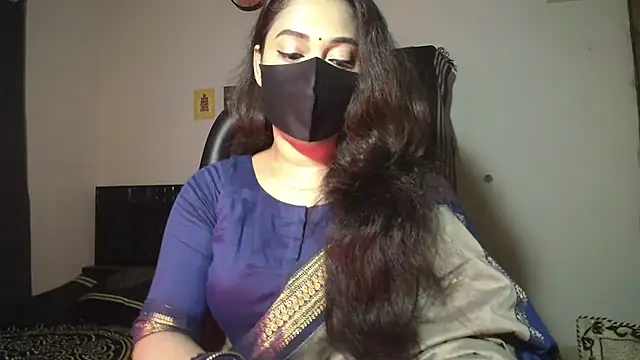 Most-Beautiful-Queen online show from April 22, 7:48 pm