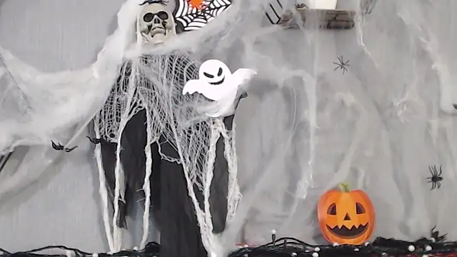 IzabelllNoir online show from October 25, 8:33 am