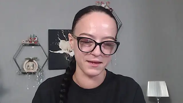 IzabelllNoir online show from December 16, 8:52 am