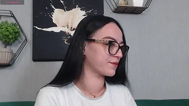 IzabelllNoir online show from April 10, 5:01 am