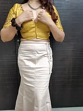 Brown Maxi online show from June 10, 3:11 pm