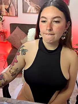 Snapshot of aaaaamy_1 chatting on November 7, 10:43 pm aaaaamy 1 online show from November 7, 10:43 pm