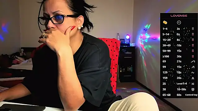 Snapshot of YourDreamLoverr chatting on September 26, 11:31 pm YourDreamLoverr online show from September 26, 11:31 pm