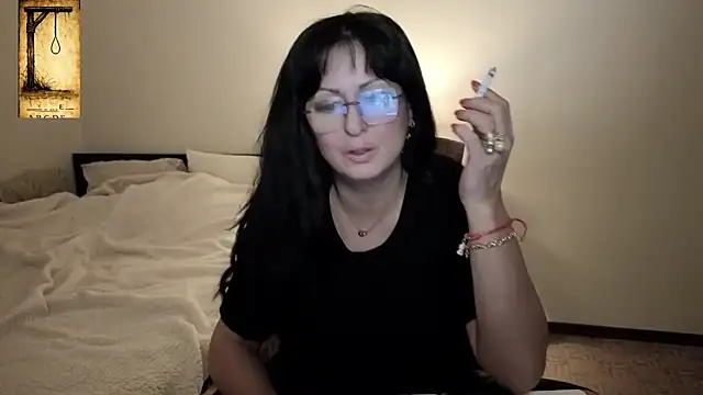 YourDreamLoverr online show from March 8, 1:03 am