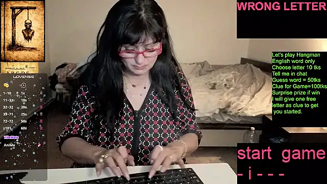 Snapshot of YourDreamLoverr chatting on April 29, 11:44 pm YourDreamLoverr online show from April 29, 11:44 pm