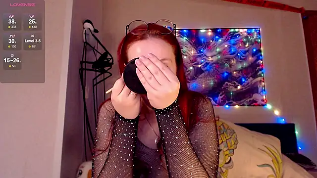 VanessaLincum online show from October 28, 7:12 am