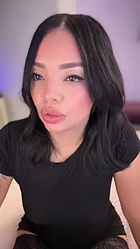 Sara LipsX online show from March 29, 1:49 am