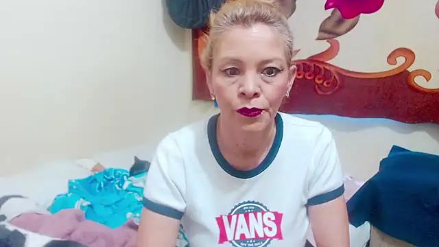 electra-mommy online show from October 10, 12:26 pm