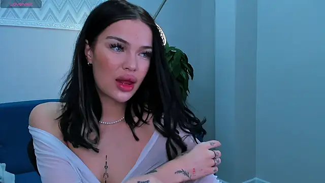 Angel Sapphire  online show from December 26, 12:16 pm