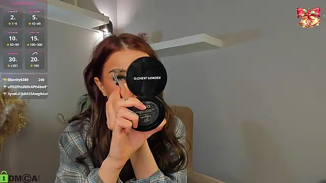 Snapshot of Angel_Sapphire_ chatting on April 25, 12:24 am Angel Sapphire online show from April 25, 12:24 am