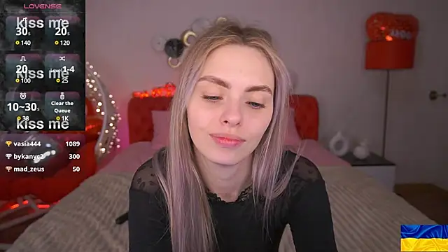 ChloeBrightt online show from March 19, 3:09 am