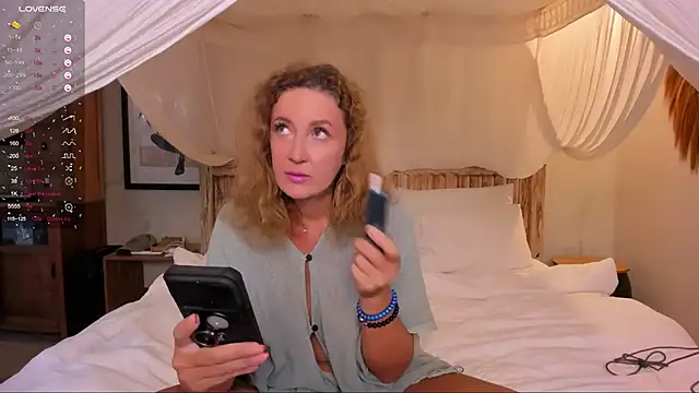 Snapshot of LaVitaBelle chatting on January 28, 6:38 am LaVitaBelle online show from January 28, 6:38 am