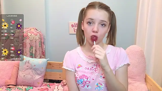 PrincessLittleKiki online show from October 15, 7:19 am