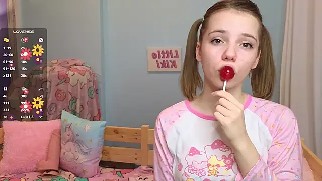 PrincessLittleKiki online show from October 17, 7:11 am