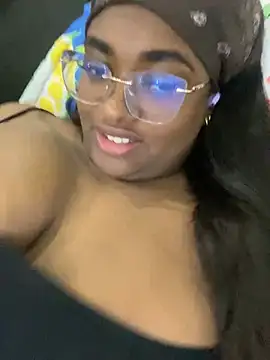 Snapshot of _MARRTINNA_ chatting on January 14, 8:09 am MARRTINNA online show from January 14, 8:09 am