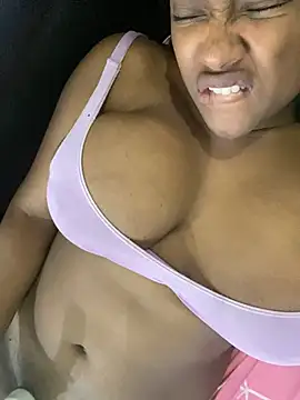 Snapshot of _MARRTINNA_ chatting on February 27, 8:06 am MARRTINNA online show from February 27, 8:06 am