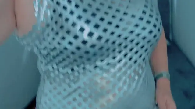 Snapshot of ScarletHoot_ chatting on December 18, 3:00 pm ScarletHoot  online show from December 18, 3:00 pm