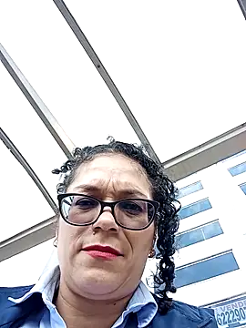 Aliciia cute1 online show from December 19, 2:57 pm