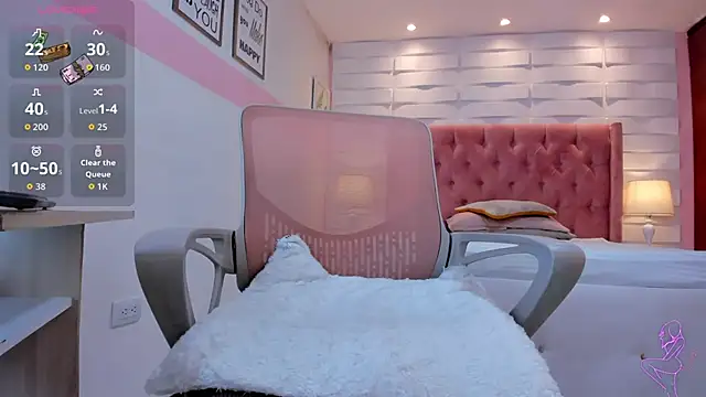 mhelissaw online show from November 12, 4:07 pm