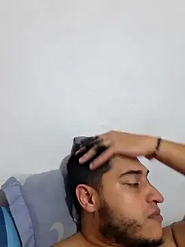 Juanhots online show from April 5, 7:11 pm