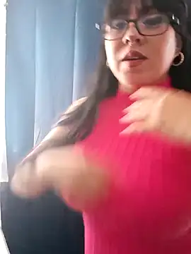 Snapshot of Celestte22 chatting on December 31, 9:17 pm Celestte22 online show from December 31, 9:17 pm