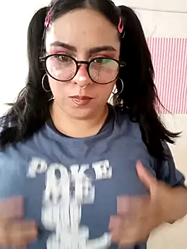 Celestte22 online show from May 23, 7:18 pm