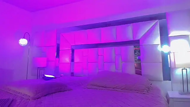 naomy  xx online show from March 21, 7:46 pm