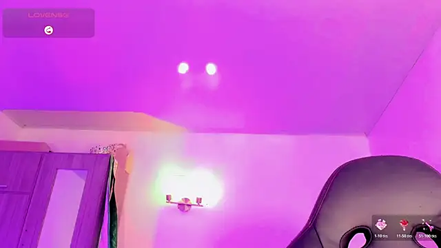 naomy  xx online show from July 10, 3:22 am