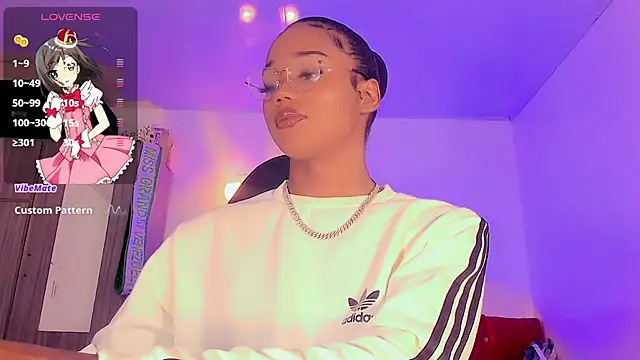 naomy  xx online show from July 15, 3:23 am