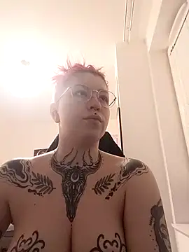 divine eve online show from February 15, 7:17 pm